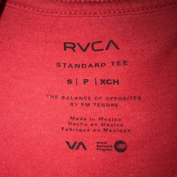 Red RVCA standard tee shirt - Picture 3 of 4